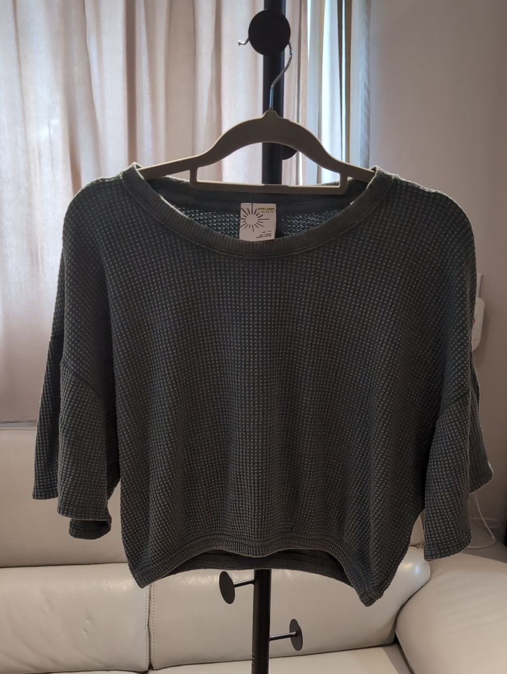 Boxy Waffle-Knit Crewneck Sweater - Charcoal